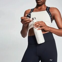 Röhnisch Metal Water Bottle, Oyster Gray -Gymstick Salgsbutik 110513S126ONE Rohnisch Metal Water Bottle Oyster Gray 03 0720