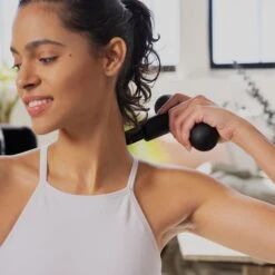 Lola Massage Gun, Black -Gymstick Salgsbutik 2020 13 LOLA Lola Massage GunBlack 0223 1