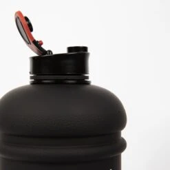 Gorilla Wear Water Jug 2,2 L, Black 9 Gorilla Wear Water Jug 2,2 L, Black -Gymstick Salgsbutik 9919490009 Gorilla Wear Water Jug 2 2 L black 04 0921